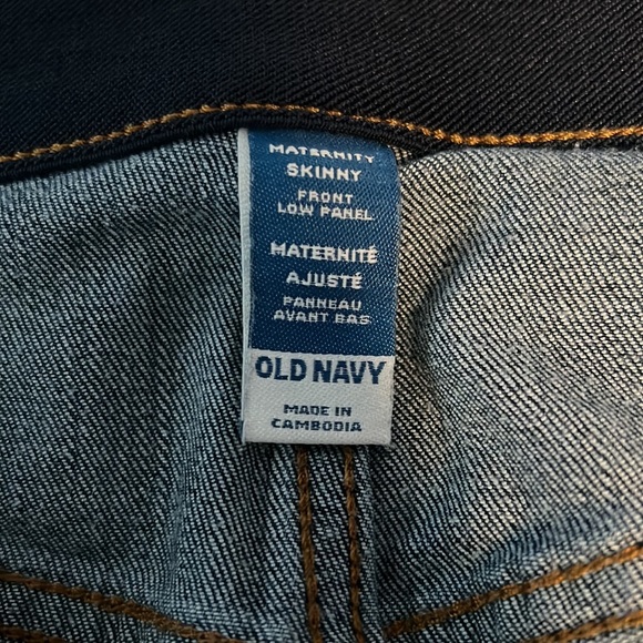 3/$40 MATERNITY- Old Navy dark wash jean, in great used condition - Picture 3 of 3